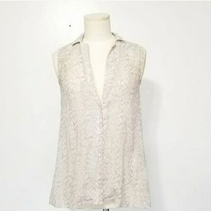 🌻H&M size 2 Sheer Sleeveless Blouse